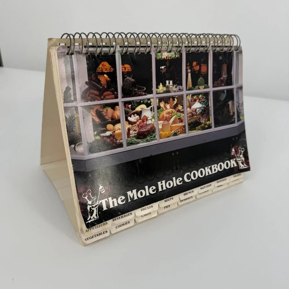 Mole Hole Cookbook Vintage 1986 Spiral Easel Retro Kitchen Core‎ Collectible 80s